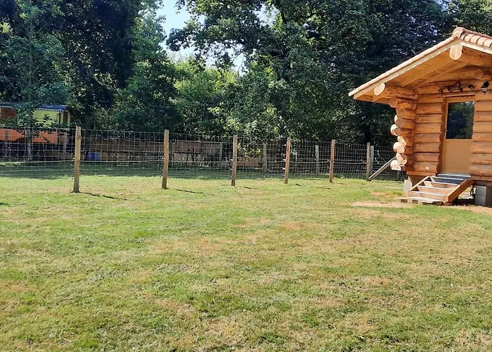 Charlotte La Roulotte Campsite Grosbreuil